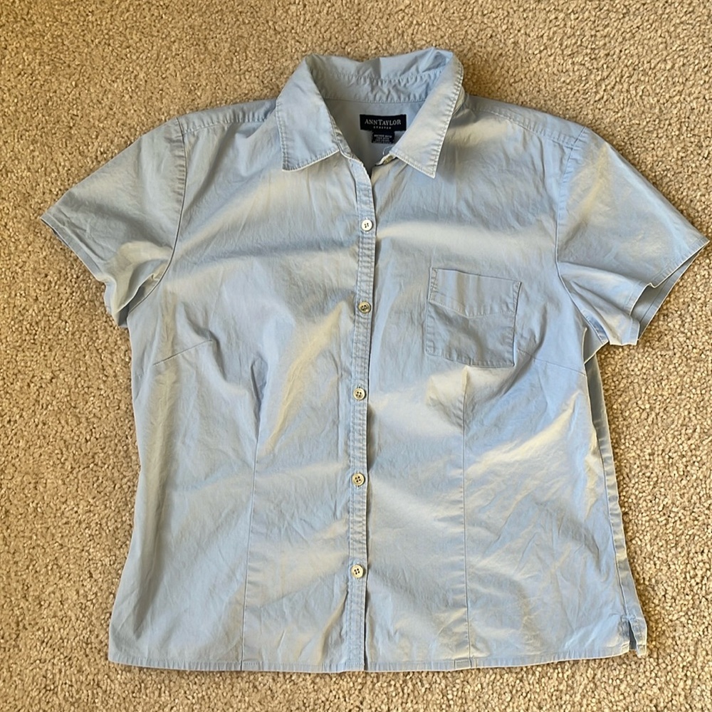 Ann Taylor button up shirt